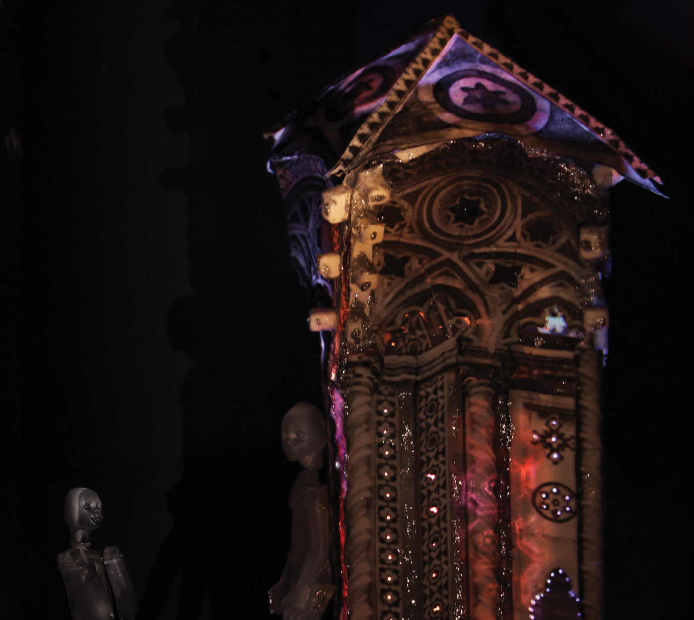 MORI, IKUE - OBELISK