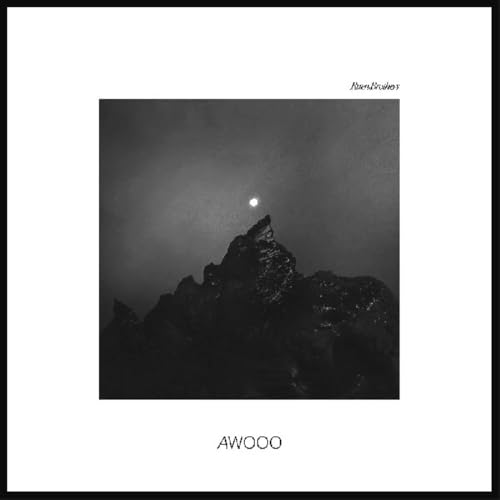 AWOOO (AUTOGRAPHED EDITION) (FROSTED SHADOW VINYL) (INDIE EXCLUSIVE)