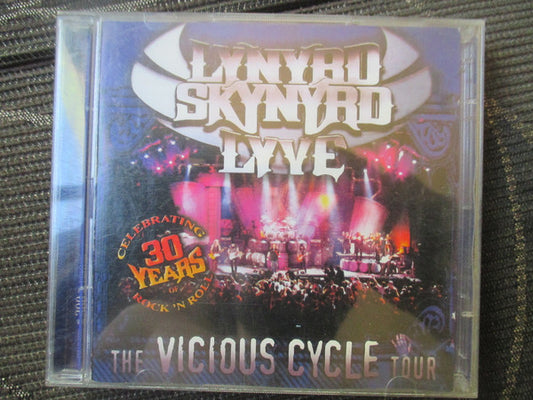 LYNYRD SKYNYRD  - LYVE: VICIOUS CYCLE TOUR
