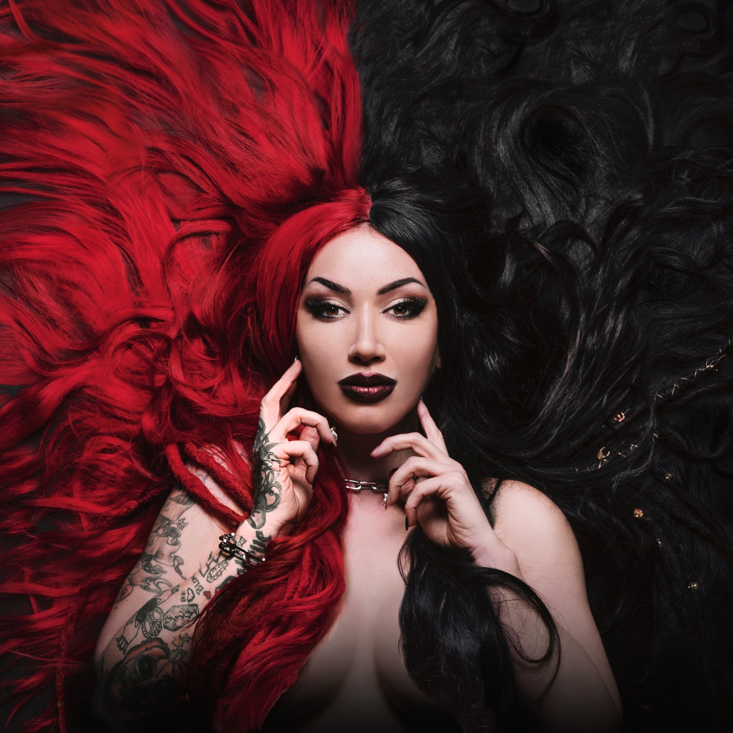 NEW YEARS DAY  - UNBREAKABLE