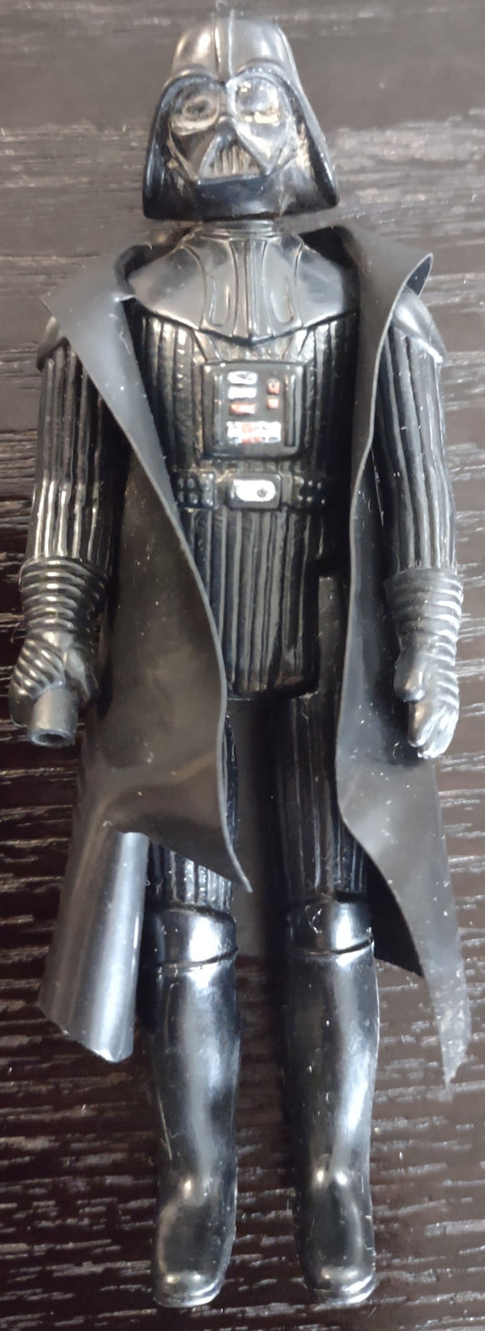 STAR WARS: DARTH VADER (3.75") (HK) - KENNER: LOOSE FIGURE-1977 (INCOMPLETE)
