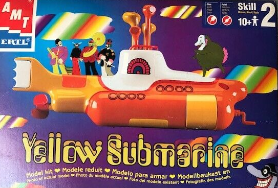 BEATLES: YELLOW SUBMARINE - MODEL KIT-AMT-1999