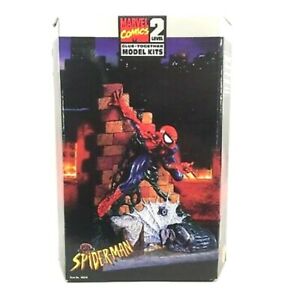 SPIDER-MAN (ON WALL)(MODEL KIT) - TOY BIZ-1996-#48658