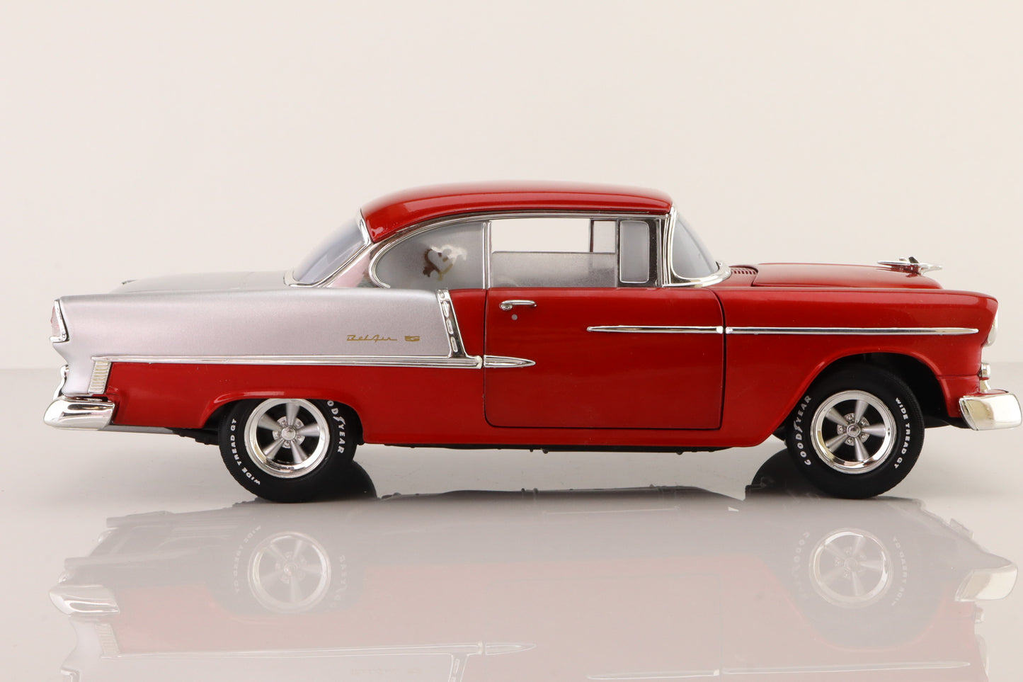 1955 CHEVY BEL AIR: STEAMY WINDOWS - AMERICAN MUSCLE-2006-1:8